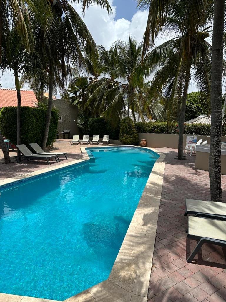 Windmill Apartments Curacao ウィレムスタッド エクステリア 写真